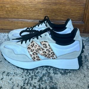 New Balance 327 Mixed media leopard sneaker